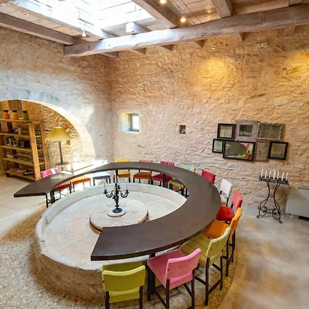 Athermigo Boutique Estate